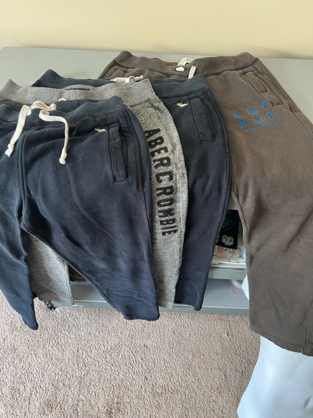 Lot of 3 Abercrombie & Fitch Men's Navy, heather Charcoal & Gray Sweatpants